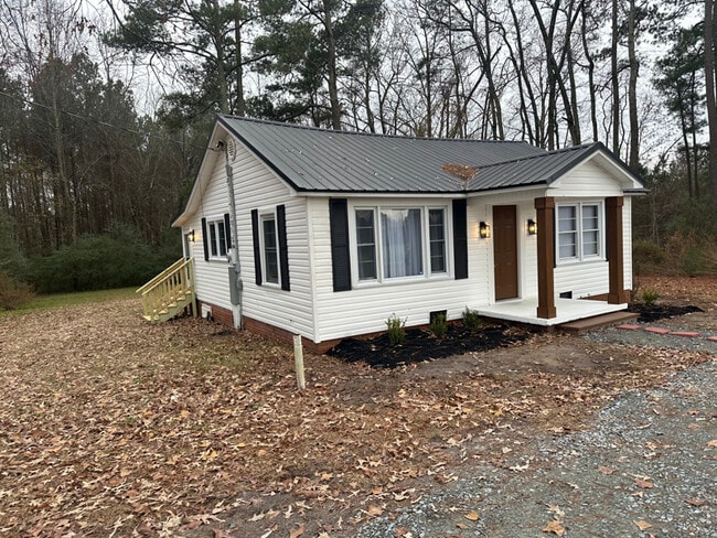 Building Photo - 5167 McLean Chapel Church Rd