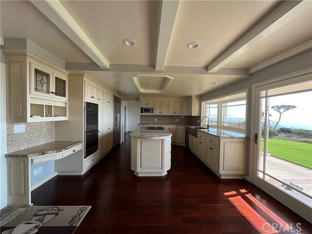 Building Photo - 30333 Avenida De Calma