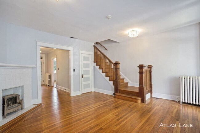 Building Photo - 3324 19th St NW