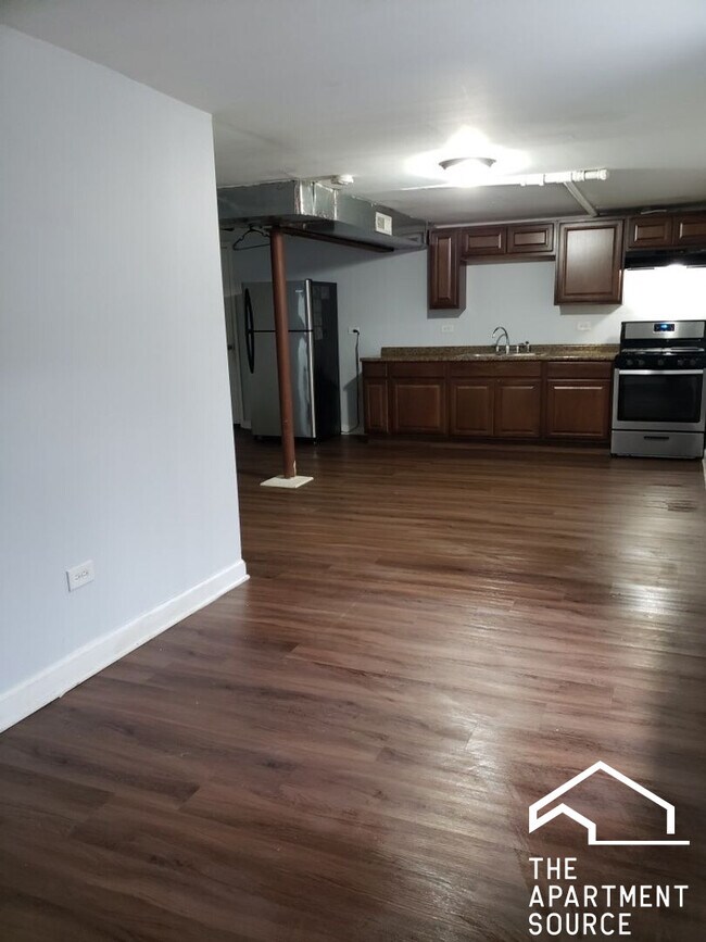 Foto del edificio - 1758 W 19th St