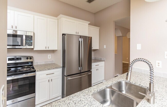 Foto del edificio - 16210 Harbour Vista Cir