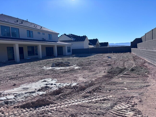 Foto del edificio - Gorgeous 7 bed 8 bath home with Swimming Pool and RV Garage