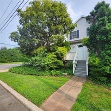 Building Photo - 34 Parkside Dr