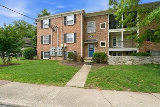Building Photo - 5025 Hillsboro Pike