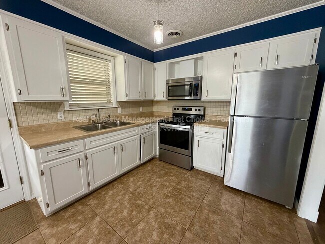Foto del edificio - 3 Cowden Ct
