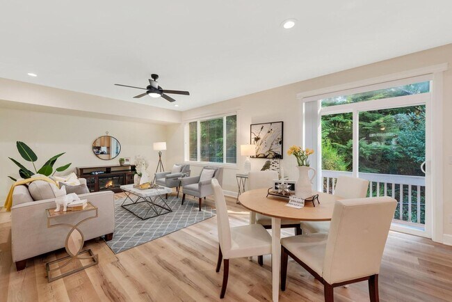 Foto del edificio - Updated 4 bedroom house on quite cul-de-sac