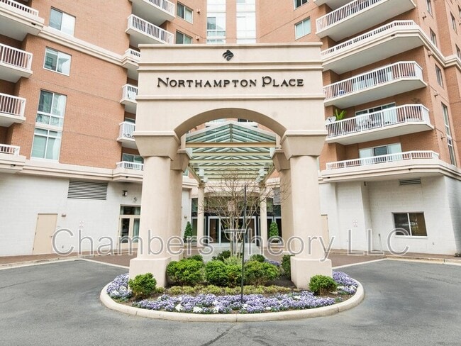 Building Photo - 3101 N Hampton Dr