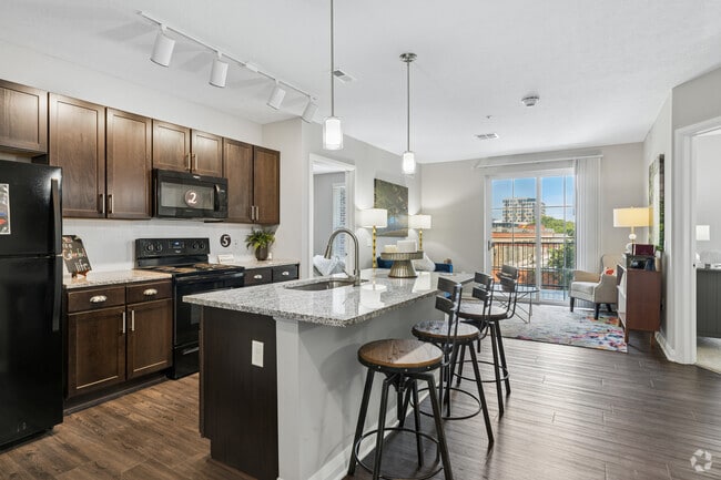 2BR, 2BA - 1,021SF - Kitchen - River & Rich