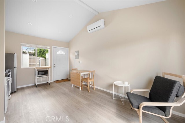 Foto del edificio - 1816 Hillside Dr