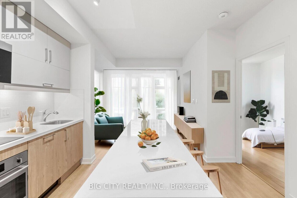 Photo principale - 8119-8119 Birchmount Rd