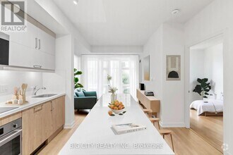 Building Photo - 8119-8119 Birchmount Rd
