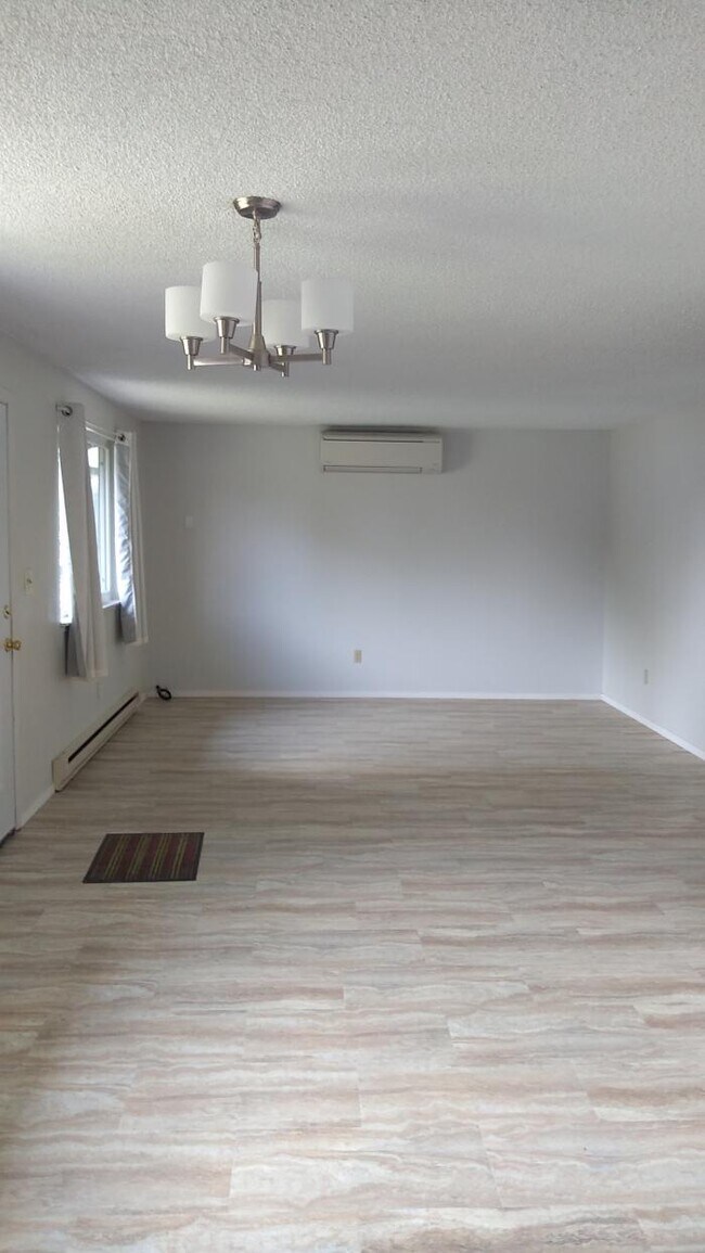 4 bedroom in Walla Walla WA 99362 House for Rent in Walla Walla, WA