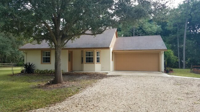 Building Photo - 12818 Old Indiantown Rd