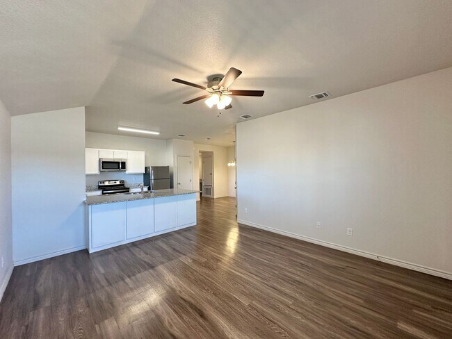 Building Photo - 1809 Montell St