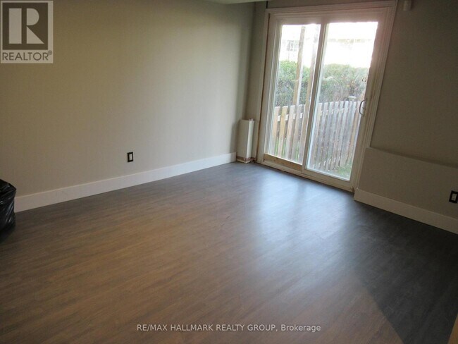 Photo du bâtiment - 81 Lightfoot Pl