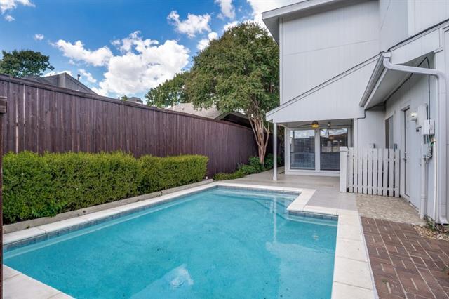 Foto del edificio - 5934 Glen Heather Dr