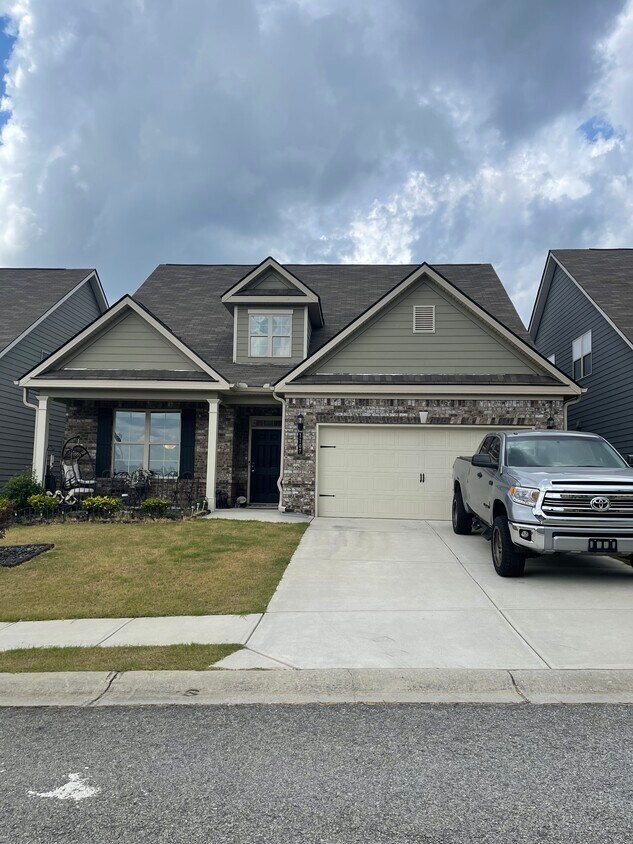 Primary Photo - 1107 Bucknell Dr