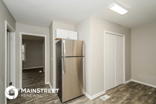 Building Photo - 1326 Berry Hill Rd