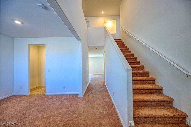 Foto del edificio - 3863 Summit Ave