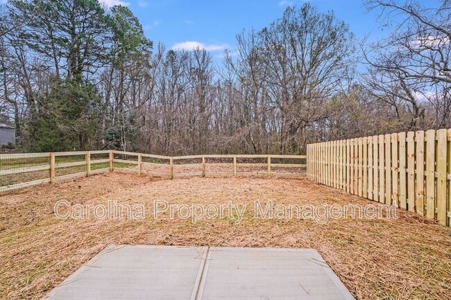 Foto del edificio - 645 Brookwood St