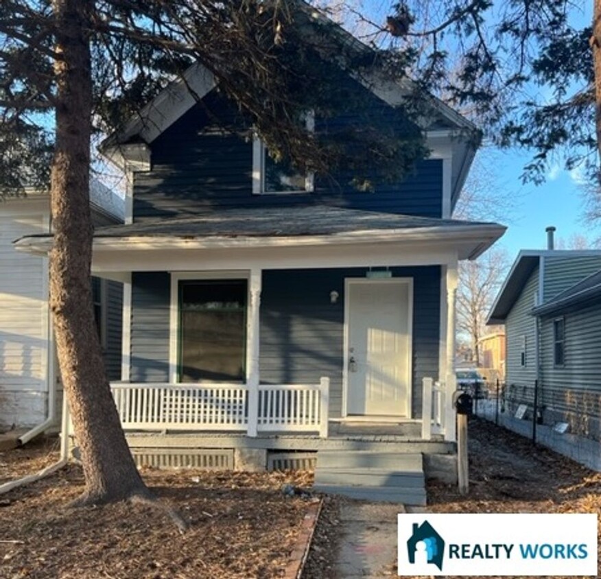 Primary Photo - Quaint Updated House for Rent