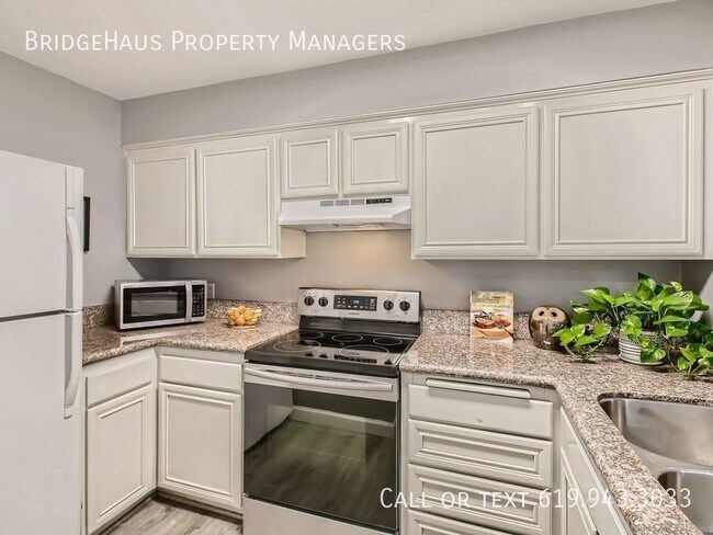 Building Photo - Perfectly Located Studio Condo In Mission ...