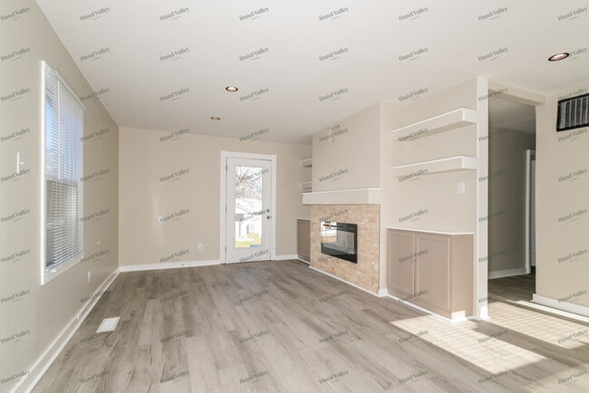 Building Photo - 4639 Frankfort Ave