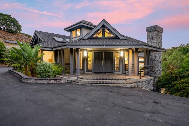 Foto del edificio - 14560 Deer Park Ct