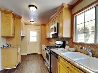 Building Photo - 22545 Covello St