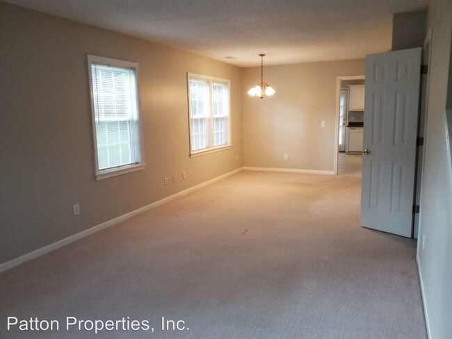 Foto del edificio - 104 Winterberry Ln