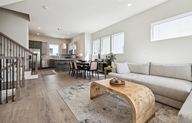 Foto del edificio - 137 Eastwood St