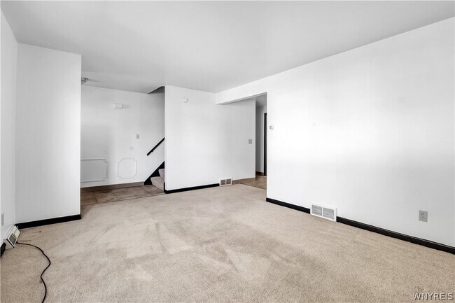 Building Photo - 247 Glenhaven Dr