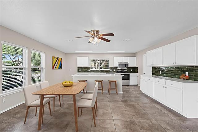 Foto del edificio - 6505 Tara Ln