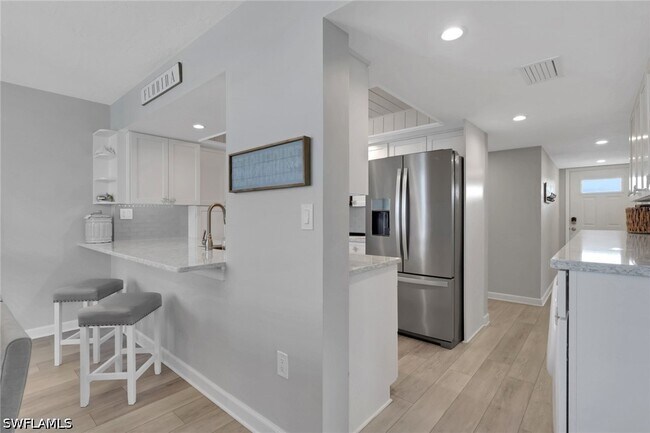 Foto del edificio - 10475 Gulf Shore Dr