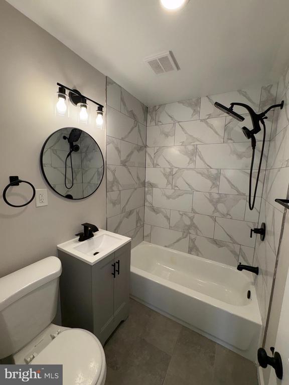 Building Photo - 105 Devereaux Ave