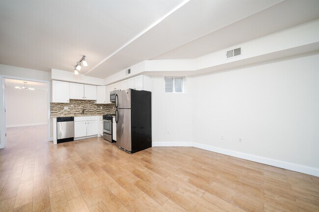 Foto del edificio - 149 Webster Ave
