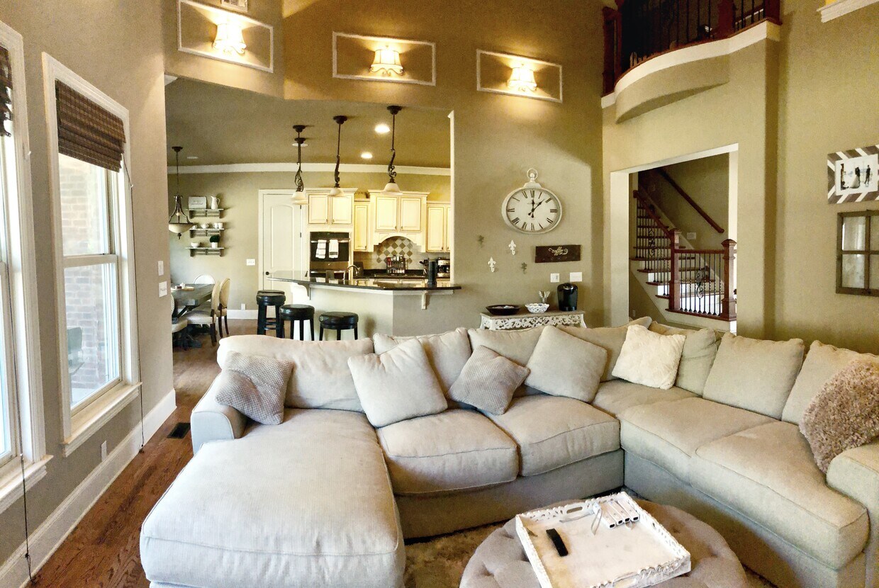 Foto principal - 1604B Shackleford Rd
