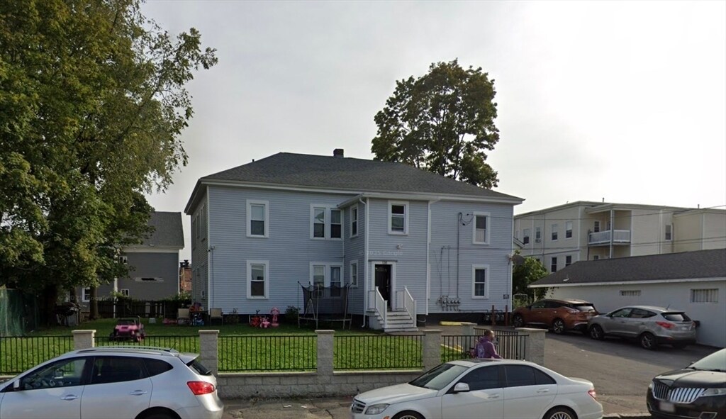 Foto principal - 897 N Montello St