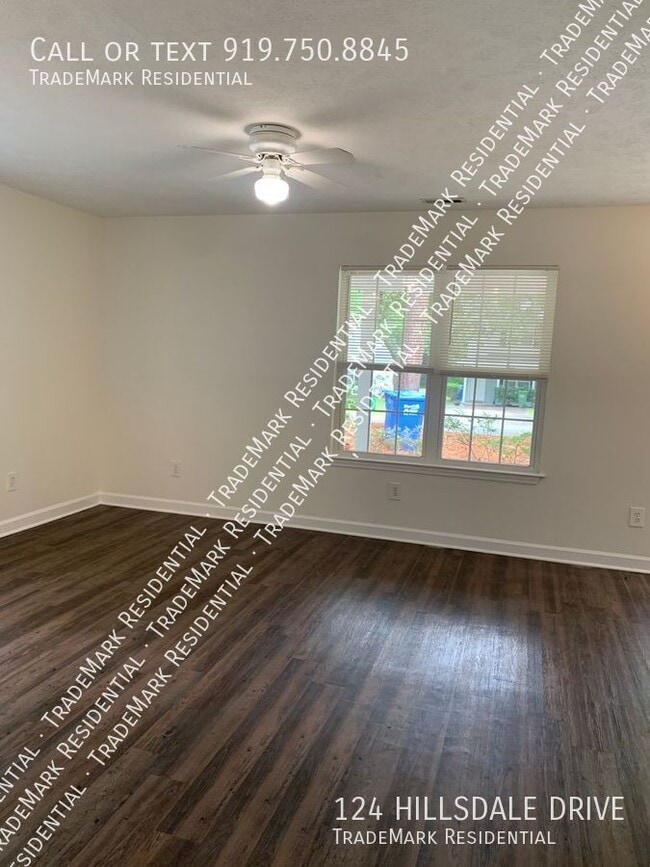 Foto del edificio - 124 Hillsdale Dr