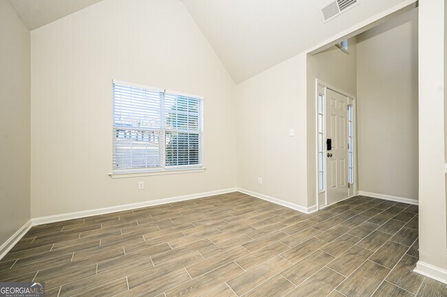 Foto del edificio - 4103 Kingship Dr