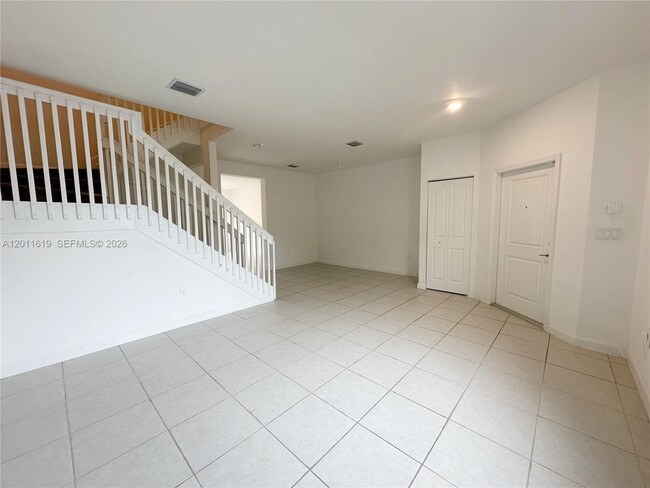 Foto del edificio - 1684 SE 26th Ter