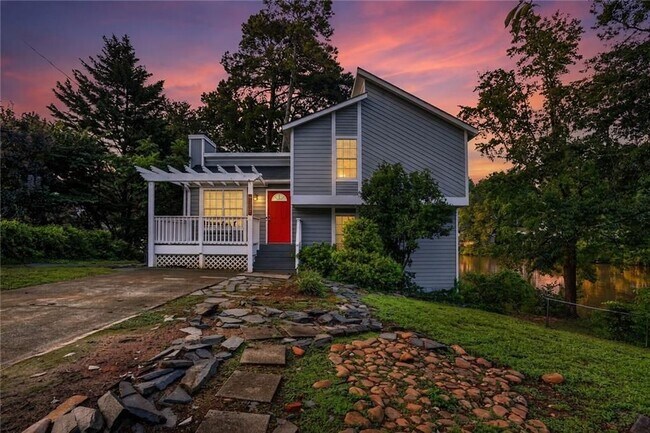 Foto del edificio - 3536 Highland Pine Way