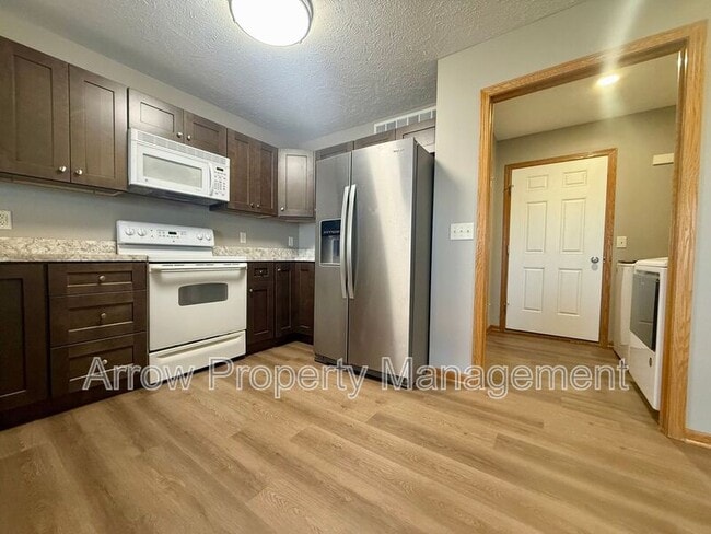 Foto del edificio - 5801 NW 14th St