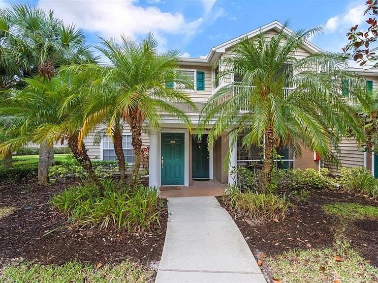 Foto principal - 8821 Manor Loop
