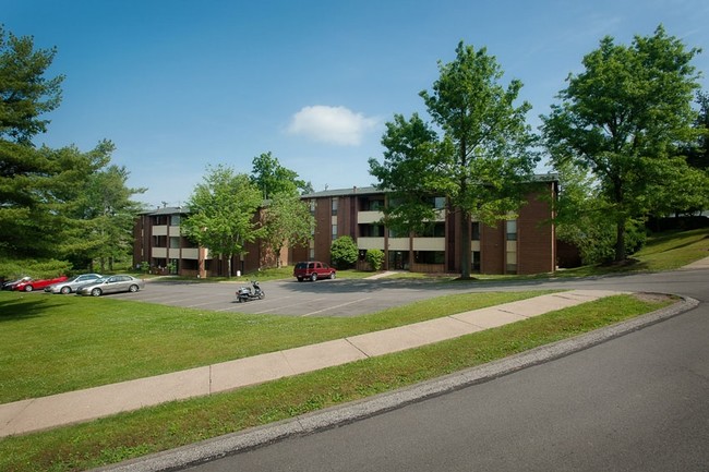 Exterior - Colony West Apartments