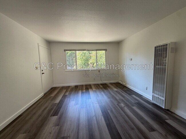 Foto del edificio - 2895 Capitola Rd