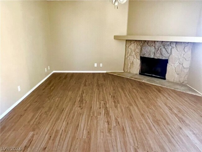 Foto del edificio - 1505 Cedar Rock Ln