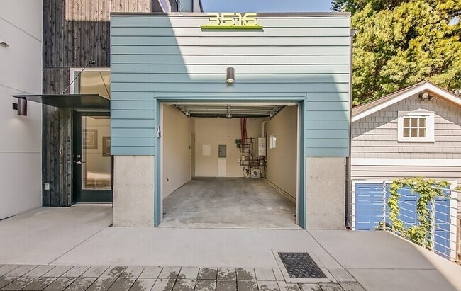 Building Photo - 3516 NE 87th St