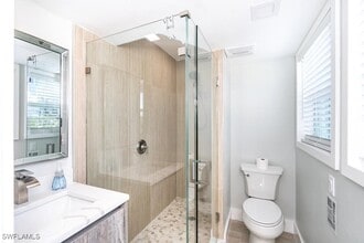 Building Photo - 10440 Yacht Basin Dr