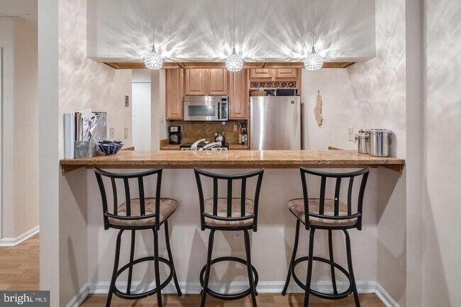 Foto del edificio - 1601 Spring Garden St